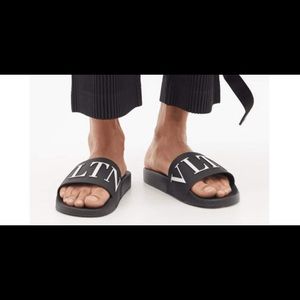 Valentino Garavani Shoes | Valentino Garavani Classic Vltn Logo Pool Slide | Color: Black/White | Size: 13 | Ourfinds4you's Closet